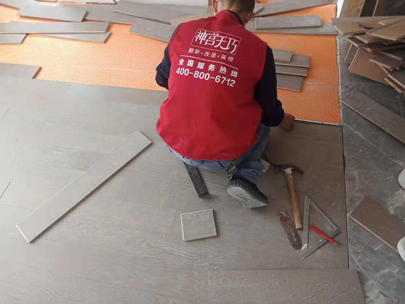 過道地面裝修地板多少錢？這四種木地板安裝方式您見過嗎？(圖3)