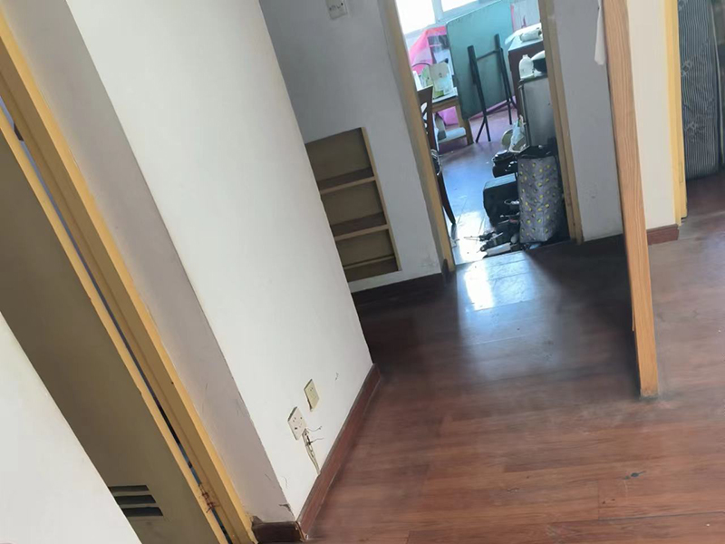 110平老房屋整體翻新清包 寧波都會(huì)經(jīng)典小區(qū)過道玄關(guān)定制裝修