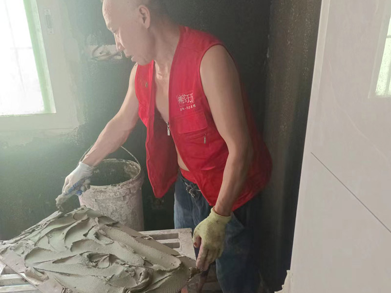 精裝房客廳瓷磚翻新哪家公司能做？地面不拆瓷磚能翻新嗎(圖4)