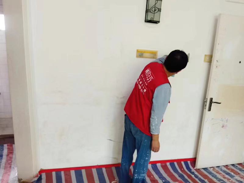 二手房陽臺(tái)墻面起皮、掉漆怎么辦？簡(jiǎn)單既方便的翻新方法(圖1)