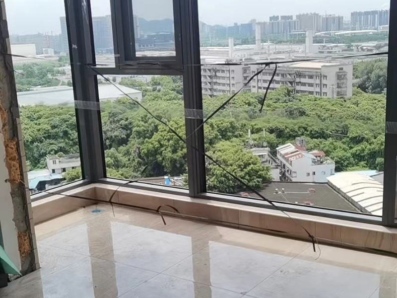 你知道怎么區(qū)分露臺和陽臺嗎？其實陽臺裝修費(fèi)用并不高(圖3)