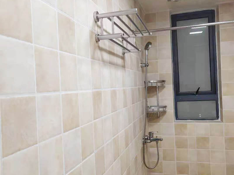 衛(wèi)生間瓷磚可以局部拆卸嗎(圖3) 衛(wèi)生間瓷磚可以局部拆卸嗎(圖3)