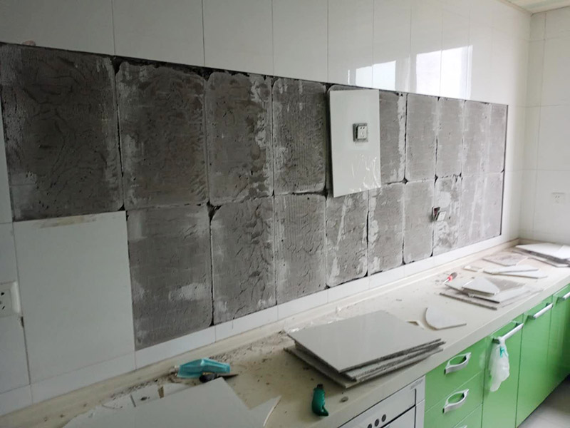 廚房墻面裝修選擇貼瓷磚還是刷涂料？(圖5)