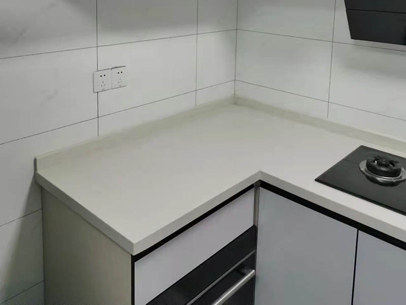 廚房墻面裝修選擇貼瓷磚還是刷涂料？(圖4)