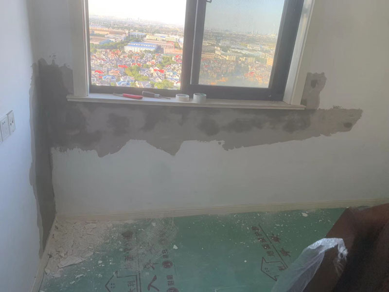 飄窗已經(jīng)砸了但是物業(yè)要恢復(fù)(圖1) 飄窗已經(jīng)砸了但是物業(yè)要恢復(fù)(圖1)