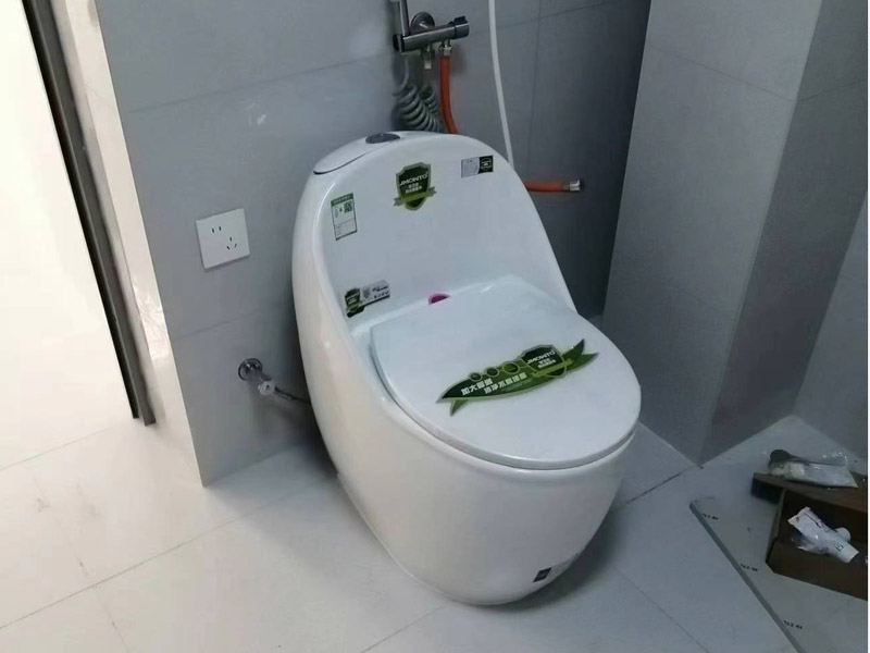 地漏往樓下漏水,怎么能把它弄好(圖1) 地漏往樓下漏水,怎么能把它弄好(圖1)