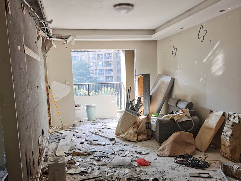 墻面拆除瓷磚后怎么修復(fù)(圖3) 墻面拆除瓷磚后怎么修復(fù)(圖3)