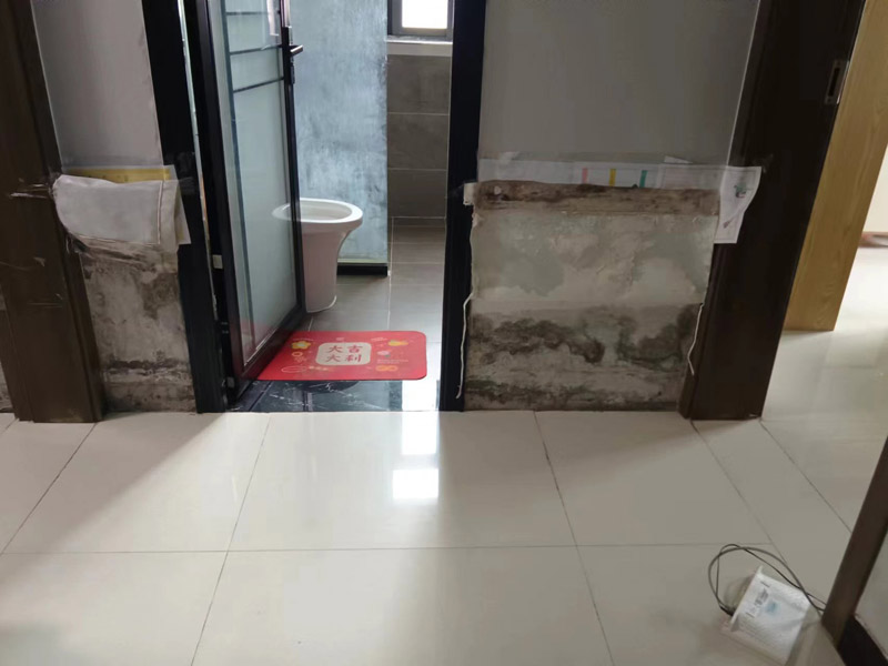 舊房改造地面拆除和直接貼磚哪個(gè)更省錢(qián)(圖1)