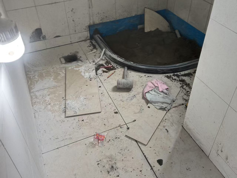 瓷磚開(kāi)裂是裝修問(wèn)題還是房子問(wèn)題怎么判斷(圖2)